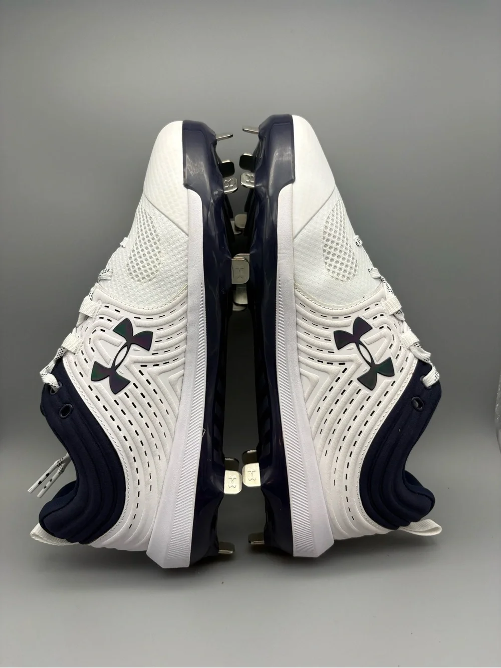 Under Armour | NEW! Glyde Fastpitch Softball Cleats - White Navy Blue ; Womens 8